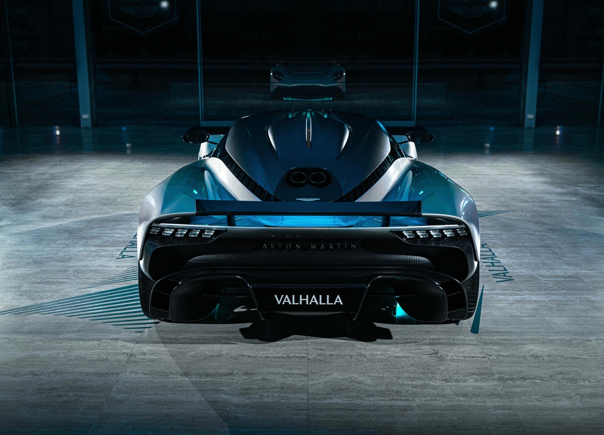 極致駕控與精湛設計完美演繹 Aston Martin Valhalla 震撼現身 Sanjinoir 黑侍樂讀 2028