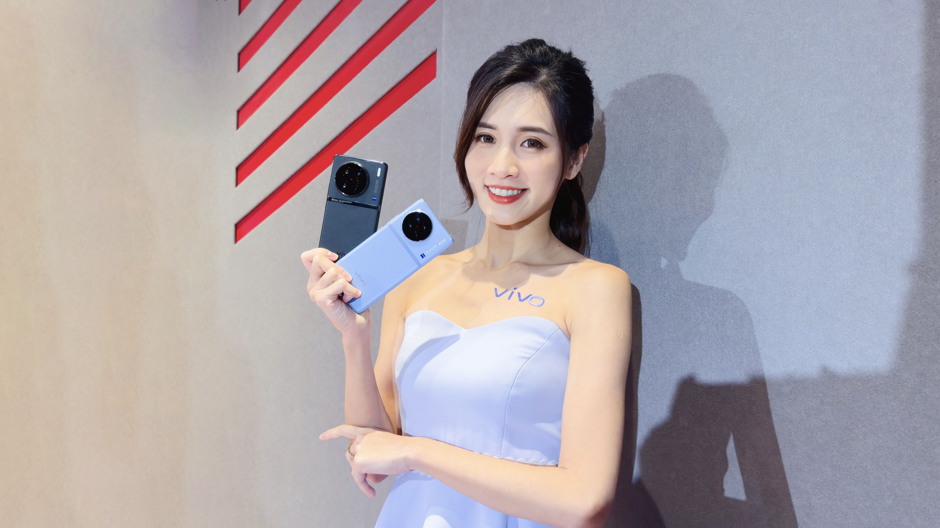 Vivo X90 1